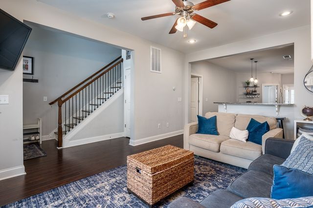 540 Harpeth Park Dr, Nashville, TN 37221