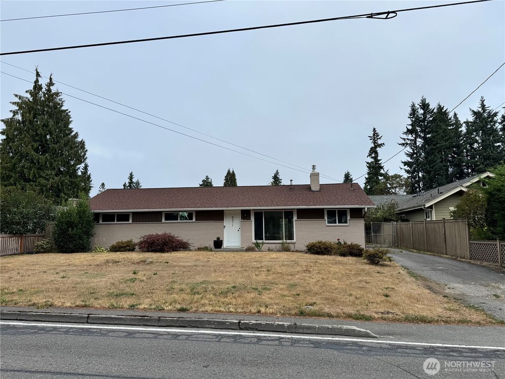 6311 188th Street SW, Lynnwood, WA 98037
