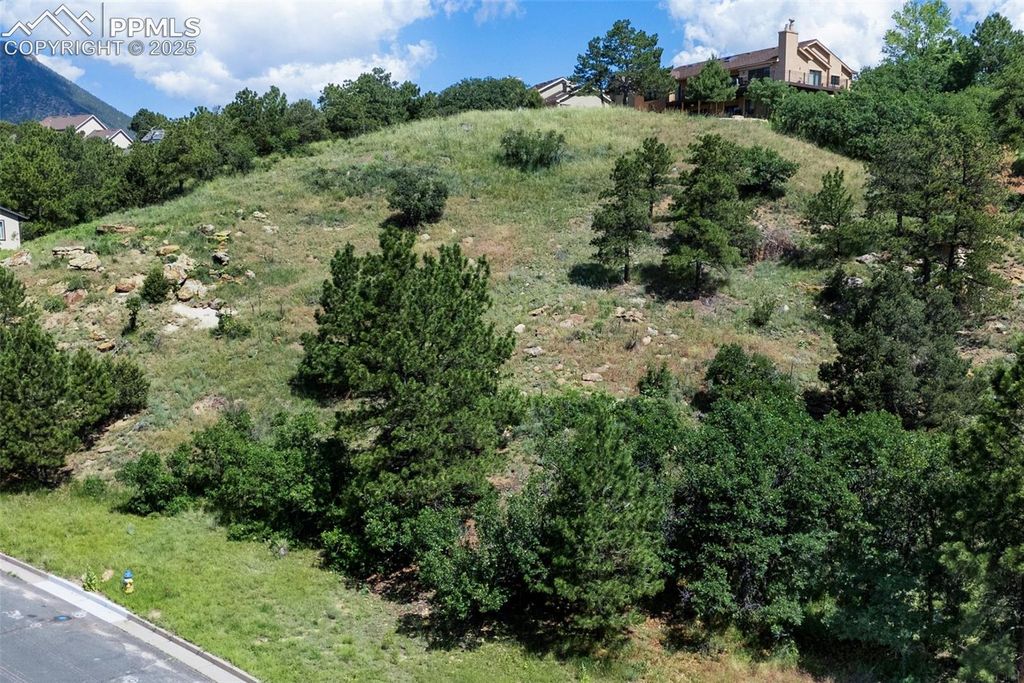 7137 Oak Valley Drive, Colorado Springs, CO 80919 — exterior