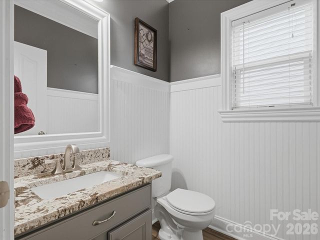 9414 Macquarie Lane, Charlotte, NC 28227