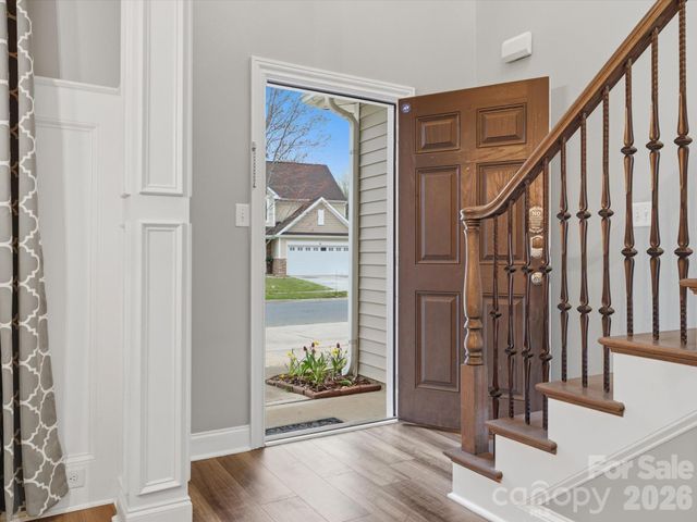 9414 Macquarie Lane, Charlotte, NC 28227