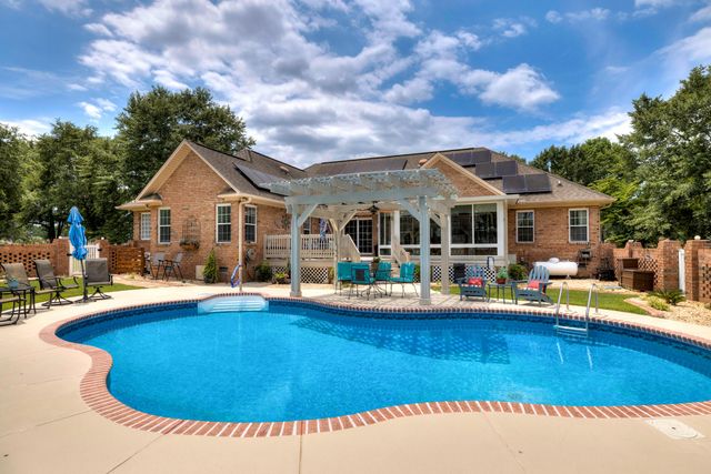 18 Lake Arbu Drive, Manning, SC 29102