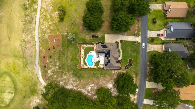 18 Lake Arbu Drive, Manning, SC 29102