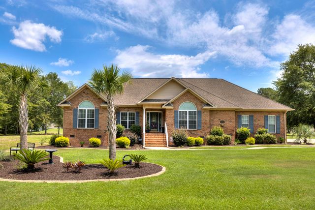 18 Lake Arbu Drive, Manning, SC 29102