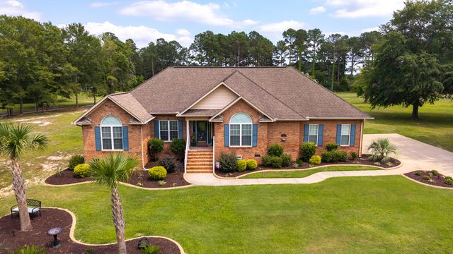 18 Lake Arbu Drive, Manning, SC 29102