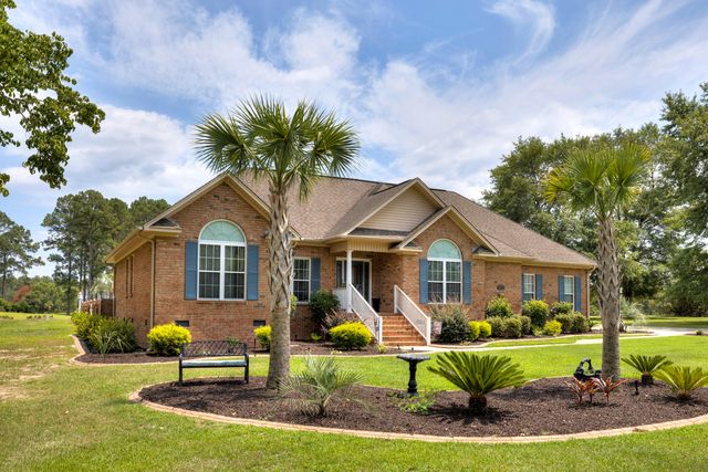 18 Lake Arbu Drive, Manning, SC 29102