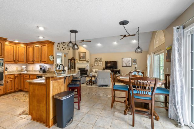 18 Lake Arbu Drive, Manning, SC 29102