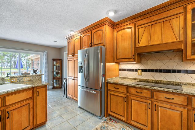 18 Lake Arbu Drive, Manning, SC 29102
