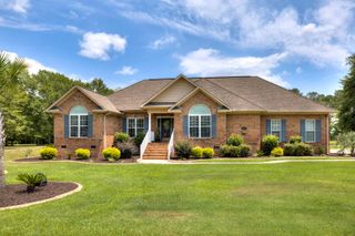 18 Lake Arbu Drive, Manning, SC 29102