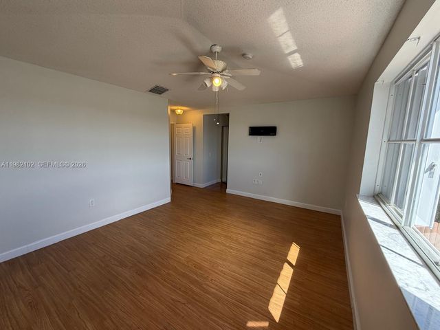 16060 SW 87th Ter 0, Miami, FL 33193