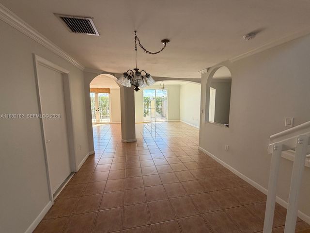 16060 SW 87th Ter 0, Miami, FL 33193