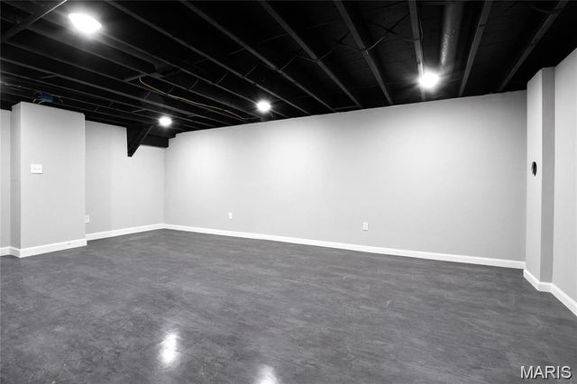 2142 Sun Valley Drive, Unincorporated, MO 63136