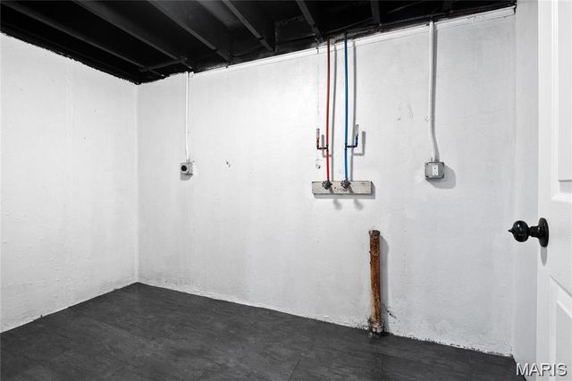 2142 Sun Valley Drive, Unincorporated, MO 63136