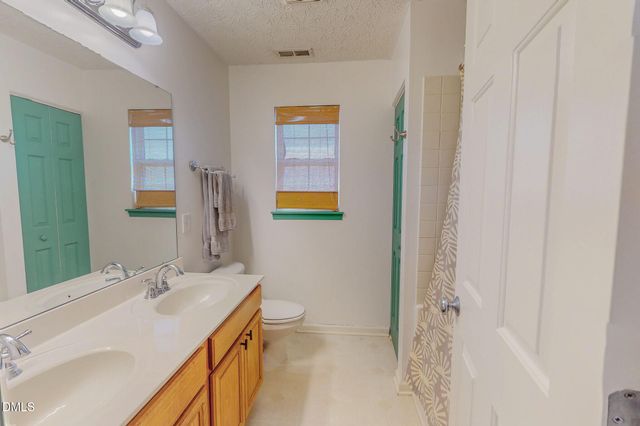 4 Gandhi Drive, Durham, NC 27703