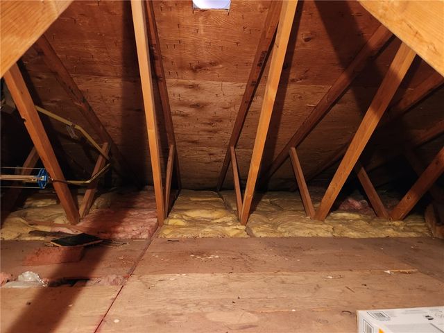 153 Windsorshire Drive, Ogden, NY 14624