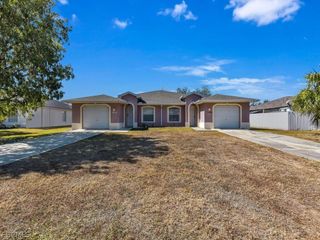1208/1210 SE 24th AVE, Cape Coral, FL 33990