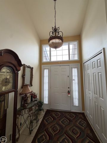 37884 N Laurel Park Drive Unit 43, Building 21, Livonia, MI 48152