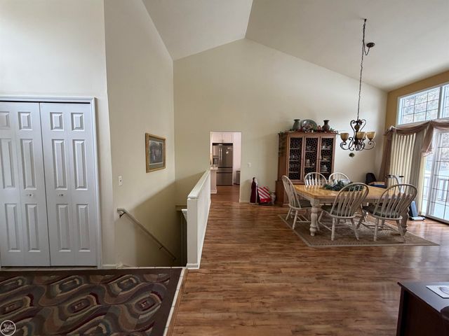 37884 N Laurel Park Drive Unit 43, Building 21, Livonia, MI 48152