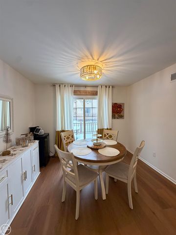 37884 N Laurel Park Drive Unit 43, Building 21, Livonia, MI 48152