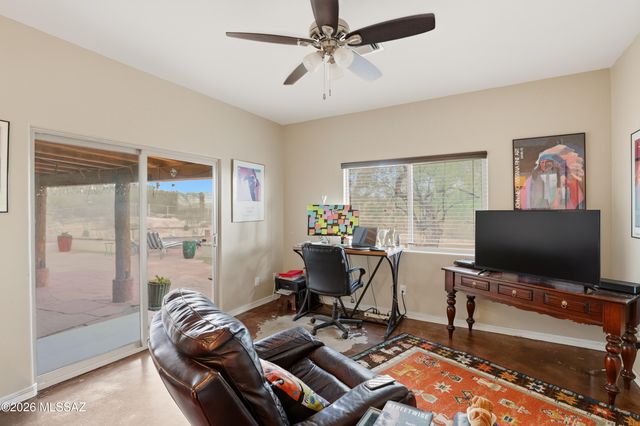 220 E Magee, Tucson, AZ 85704