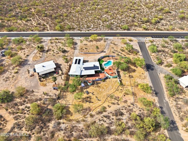 220 E Magee, Tucson, AZ 85704