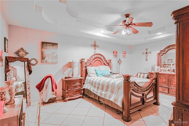 1722 Blue Bird Avenue, Penitas, TX 78576