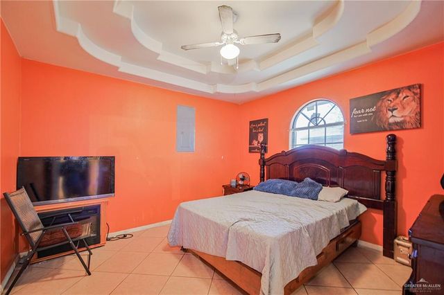 1722 Blue Bird Avenue, Penitas, TX 78576