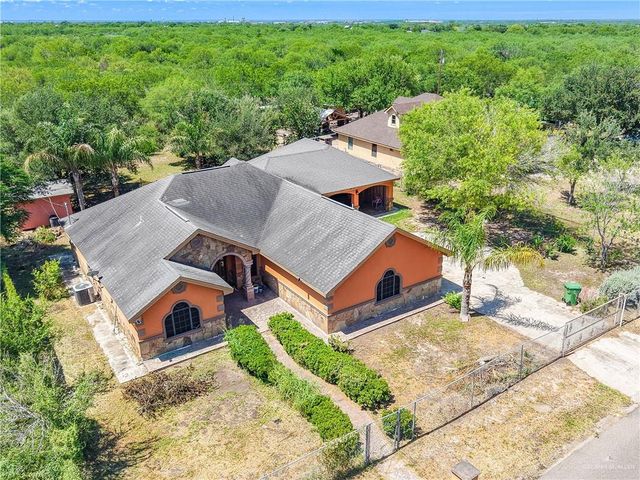1722 Blue Bird Avenue, Penitas, TX 78576
