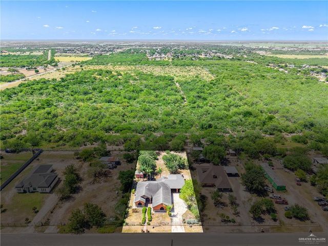 1722 Blue Bird Avenue, Penitas, TX 78576