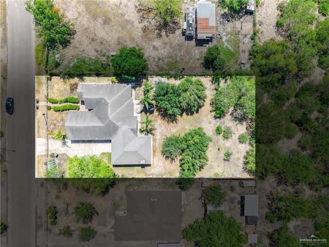 1722 Blue Bird Avenue, Penitas, TX 78576