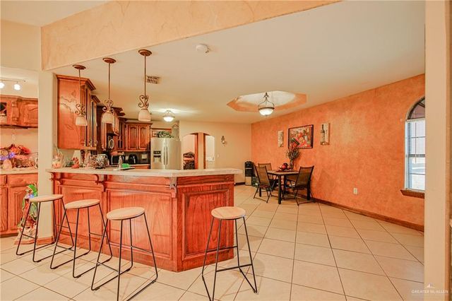 1722 Blue Bird Avenue, Penitas, TX 78576