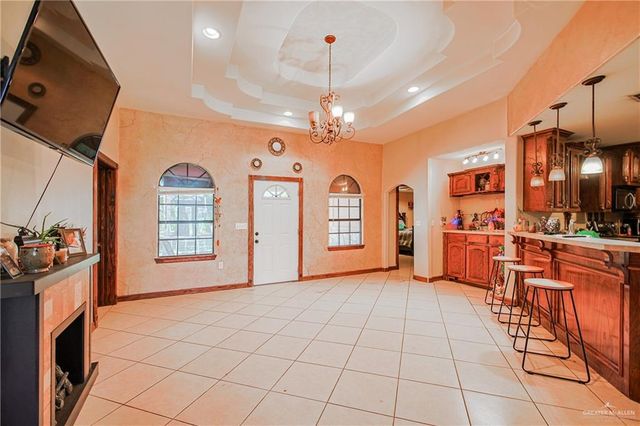 1722 Blue Bird Avenue, Penitas, TX 78576