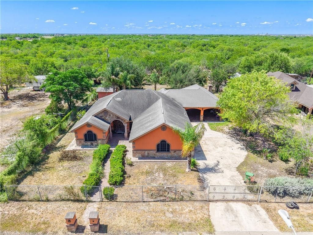 1722 Blue Bird Avenue, Penitas, TX 78576