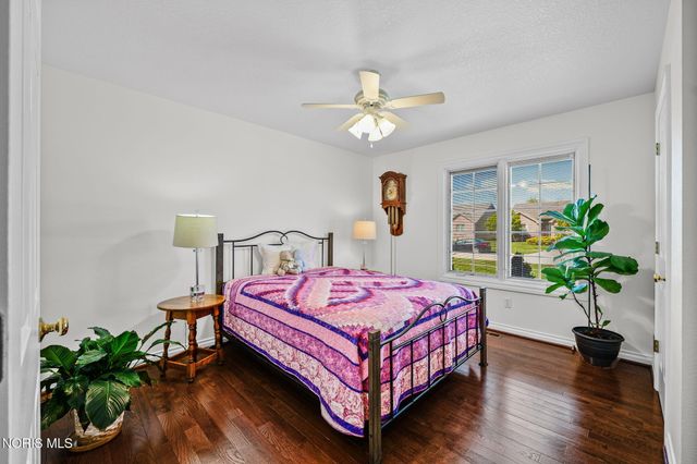 10101 S Shannon Hills Drive, Perrysburg, OH 43551