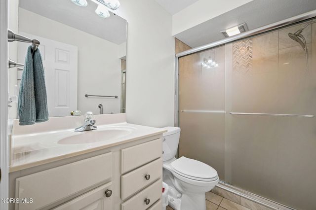 10101 S Shannon Hills Drive, Perrysburg, OH 43551