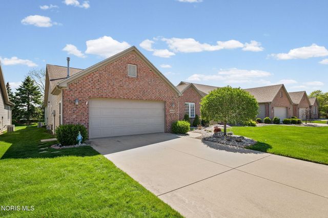 10101 S Shannon Hills Drive, Perrysburg, OH 43551