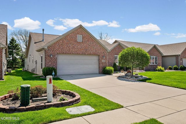 10101 S Shannon Hills Drive, Perrysburg, OH 43551