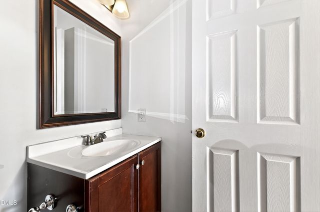 1010 Nicholwood Drive 103, Raleigh, NC 27605