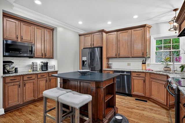 108 Eighteen Grand Pl, Cookeville, TN 38506