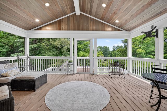 108 Eighteen Grand Pl, Cookeville, TN 38506