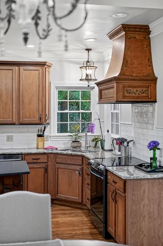 108 Eighteen Grand Pl, Cookeville, TN 38506
