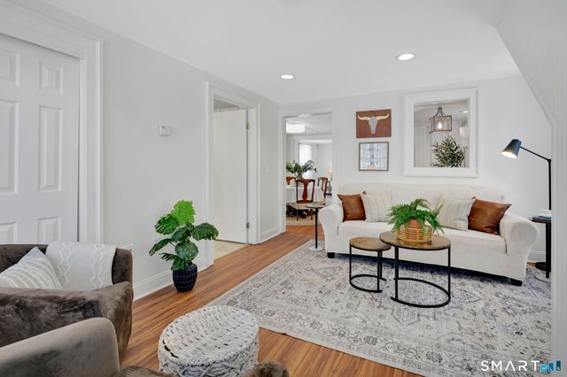 5 Coe Avenue, Portland, CT 06480