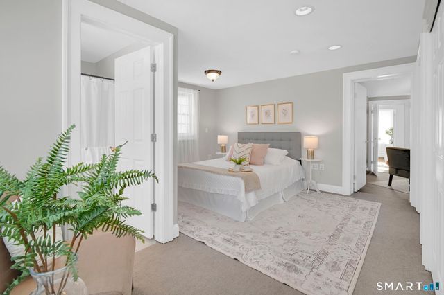 5 Coe Avenue, Portland, CT 06480