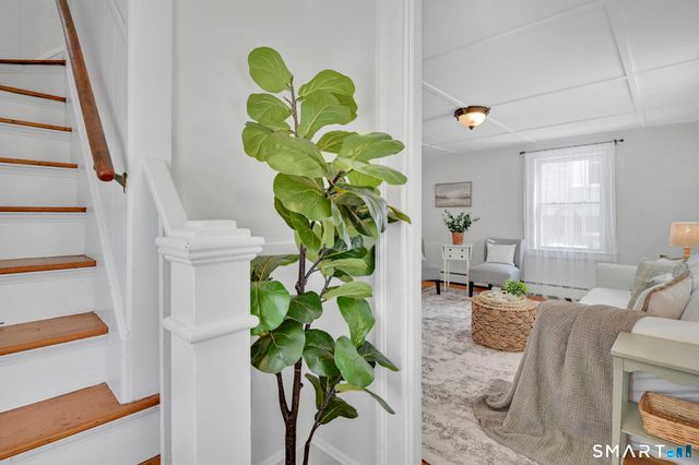 5 Coe Avenue, Portland, CT 06480