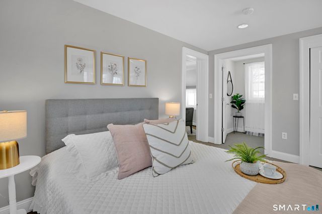 5 Coe Avenue, Portland, CT 06480