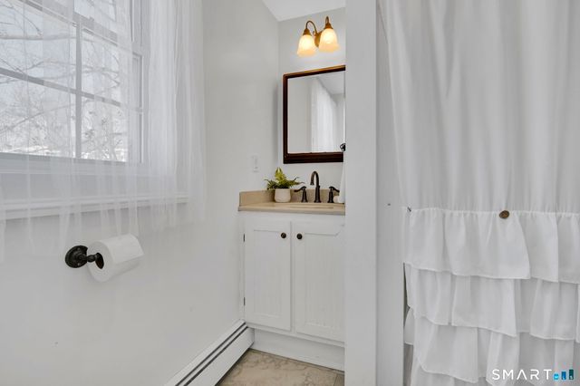 5 Coe Avenue, Portland, CT 06480