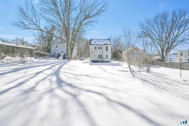 5 Coe Avenue, Portland, CT 06480