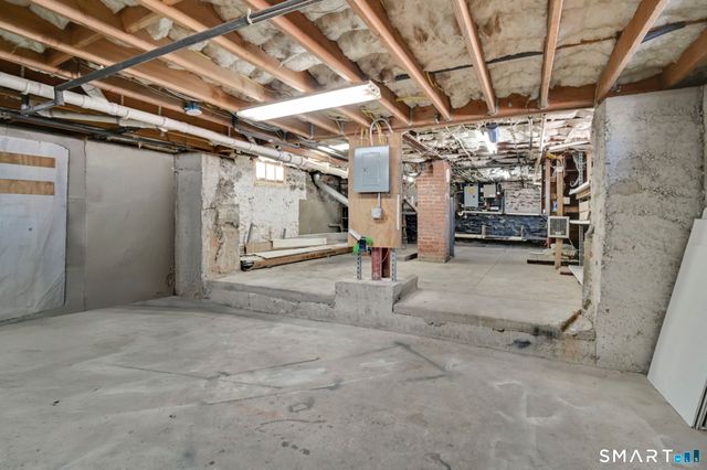 5 Coe Avenue, Portland, CT 06480