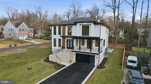 6913 BERKELEY ST, Falls Church, VA 22043
