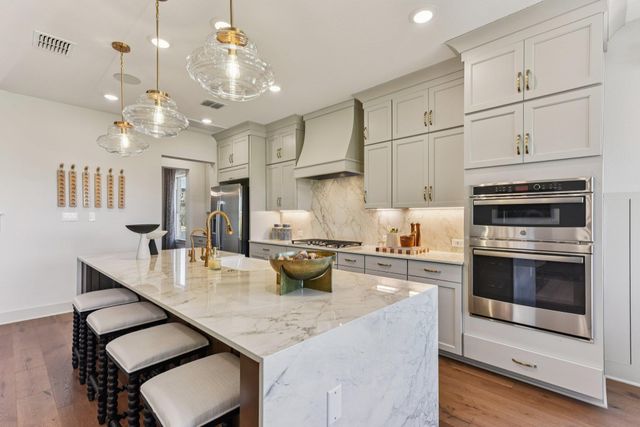 16520 Moineau DR, Austin, TX 78738